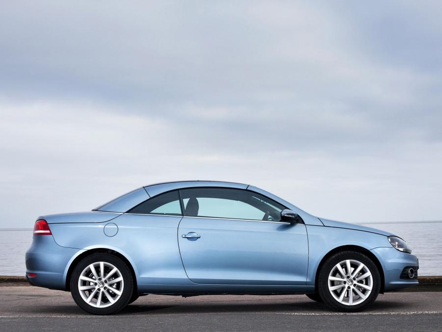  Volkswagen Eos 2.0 TDi BlueMotion 2010 года  (UK) (фото 23 из 29)